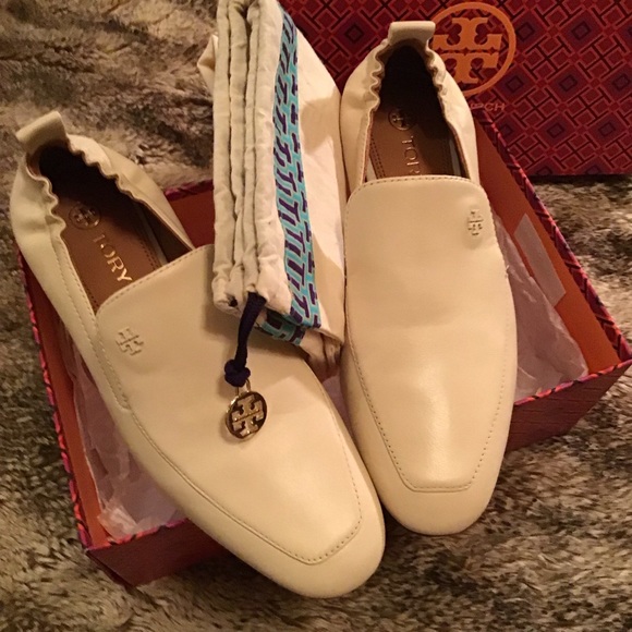 TORY BURCH “KIRA” CREAM COLOR LOAFER NEW in BOX & TB SHOE BAG - Picture 15 of 16